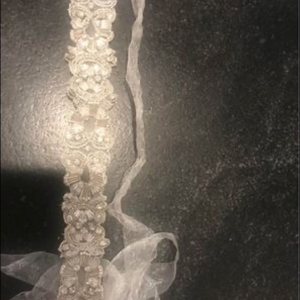 Wedding dress belt